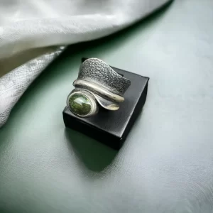 Opal Yüzük