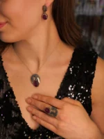 Yakut Set – Tutku, Güç ve Asaletin Üçlü Işığı