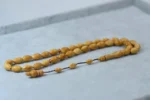 Saray Kuka Tespih – Doğal Asalet ve Zamansız Duruş
