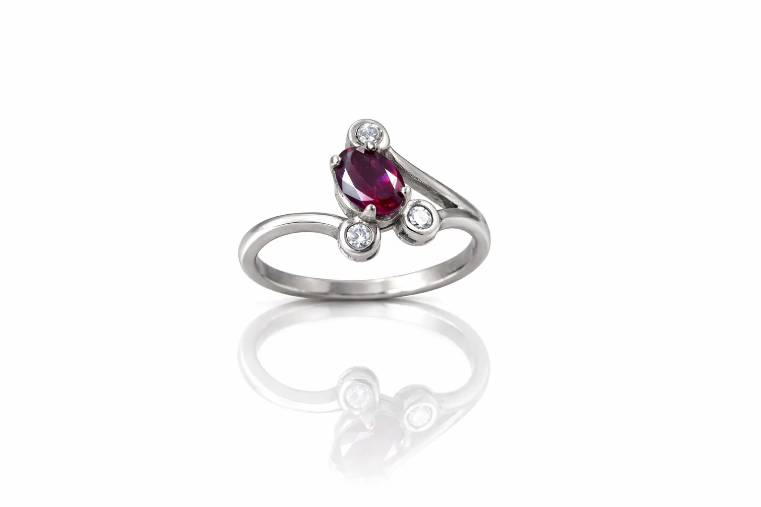 Elegant ruby and diamond ring Özel Tasarım Turmalin Yüzük